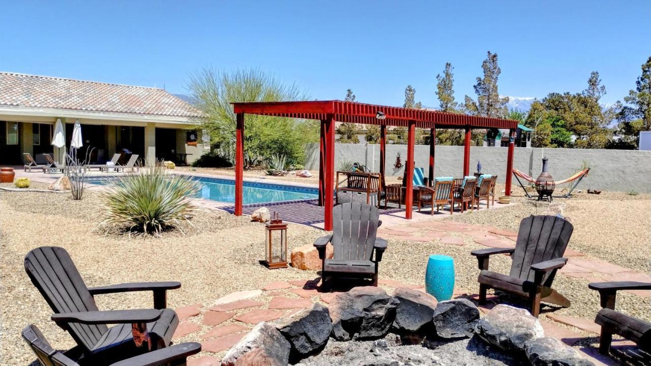 Falcon Cottage Pahrump Exteriör bild