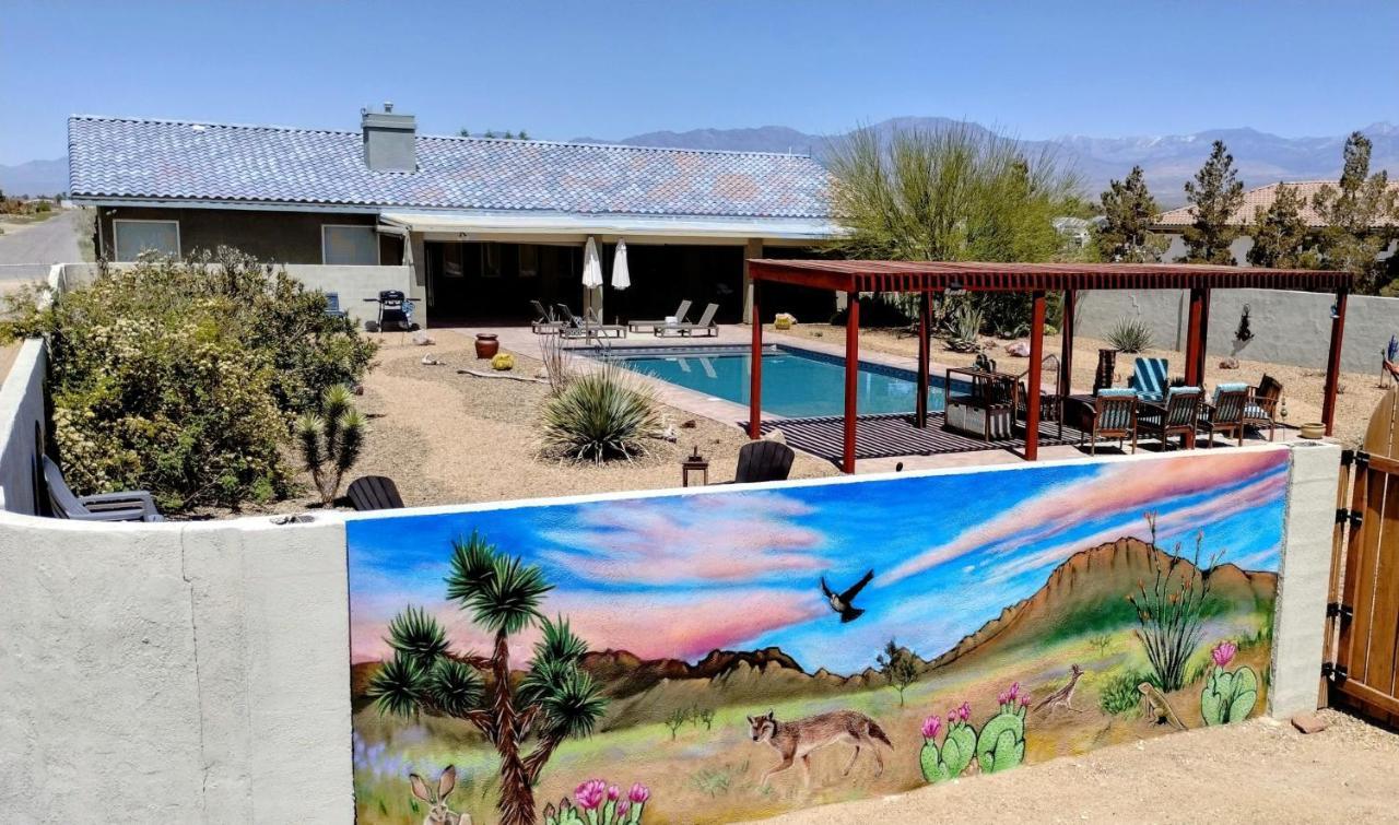 Falcon Cottage Pahrump Exteriör bild
