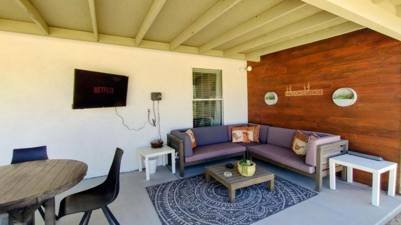 Falcon Cottage Pahrump Exteriör bild