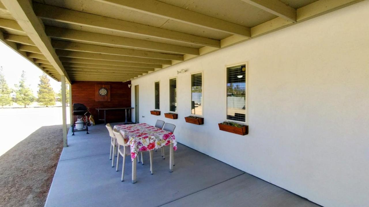 Falcon Cottage Pahrump Exteriör bild