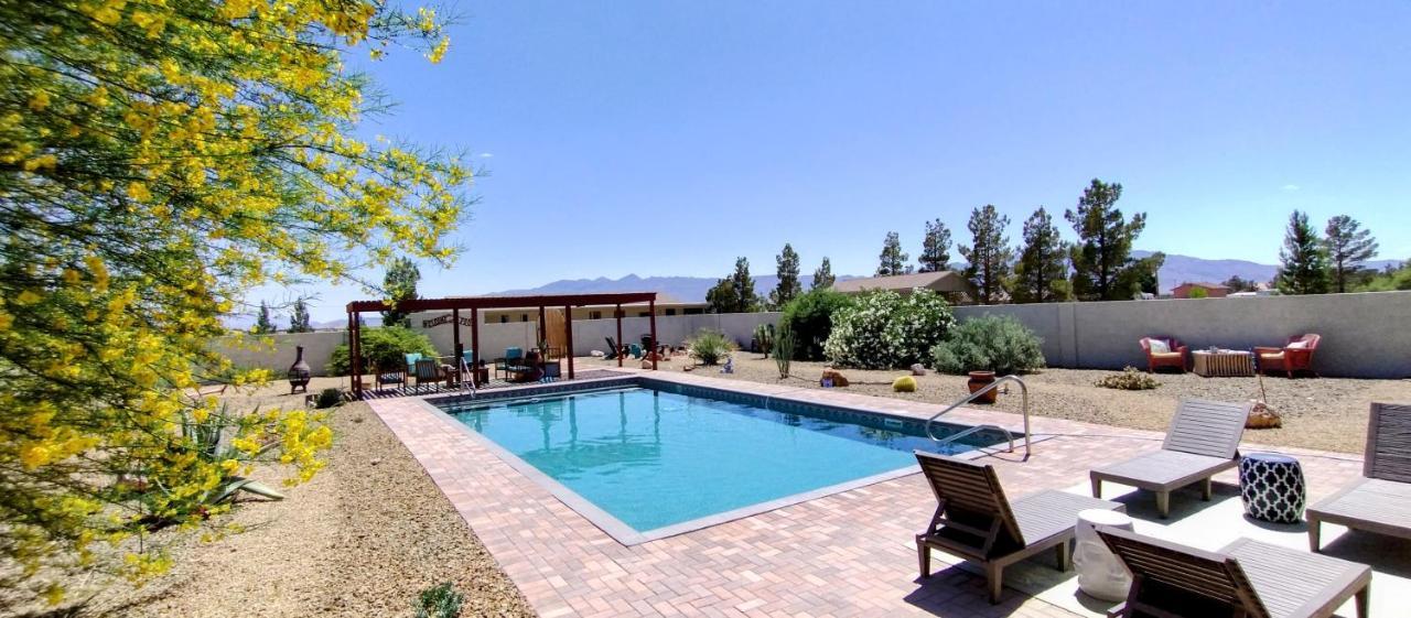 Falcon Cottage Pahrump Exteriör bild
