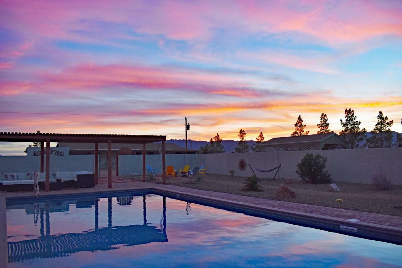 Falcon Cottage Pahrump Exteriör bild